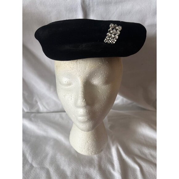 Vintage Black Velvet Pillbox Hat With Rhinestone Accent By Milbrae - Picture 1 of 11